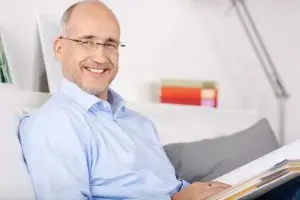 What Are the Signs Dental Implants Need to Be Replaced? 