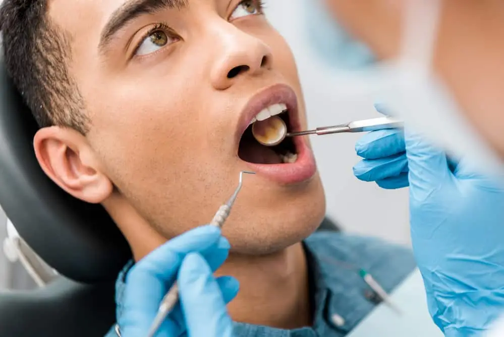 How Dental Sedation Helps During Tooth Extractions