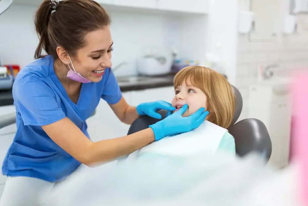 4 Kids' Dental Emergencies That Require a Trip to the Dentist
