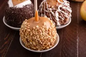 Be Mindful of Chewy Candies With Crowns, Bridges or Cavities