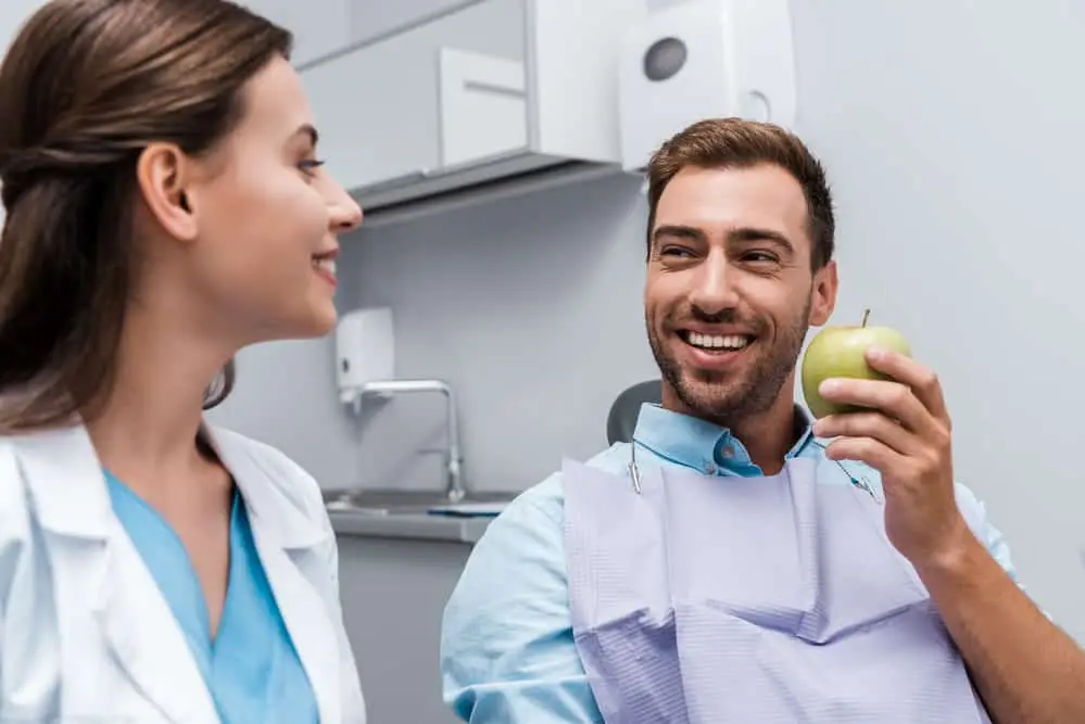 The Best Foods to Eat After Dental Implant Surgery